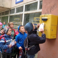 «Укрпошта» заохочує школярів писати «живі» листи